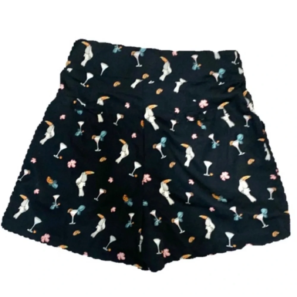 Yumi Bow Toucan Martini Shorts - 4 Pockets - US 2/4 - NEW